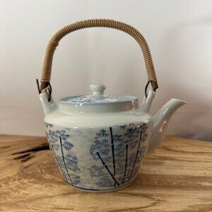 Mino Ware Teapot - Blue & White Bamboo Floral Print